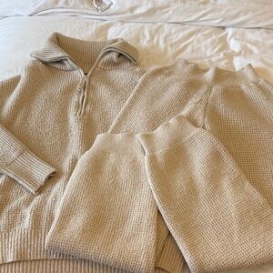 Women’s jogger sweat set